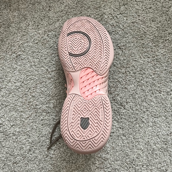 K-SWISS Women’s Hypercourt Tennis Shoe - Picture 4 of 6